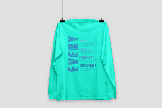 Everyday God Loves Me Long Sleeve T-shirt